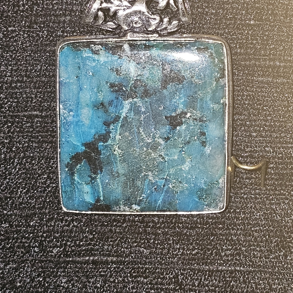 Turquoise Stone Square Pendant - Picture 3 of 7